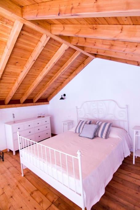Aegli Apartments Deluxe Sými Eksteriør bilde